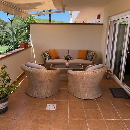 Cozy Elviria Beachside