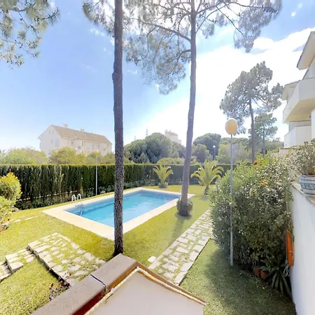 Cozy Elviria Beachside Lejlighed Marbella