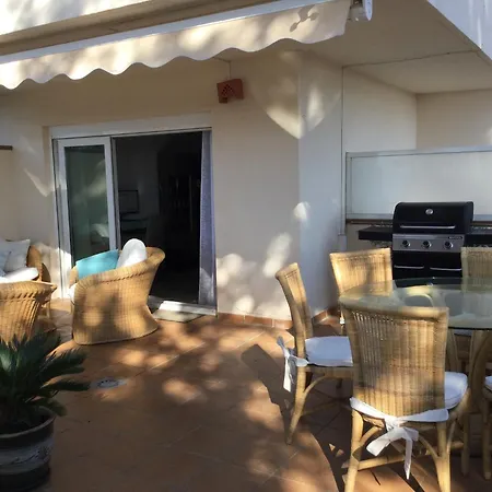 Cozy Elviria Beachside Lejlighed *